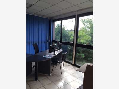 Local d'activités 574m² à louer Chaponost en ZI