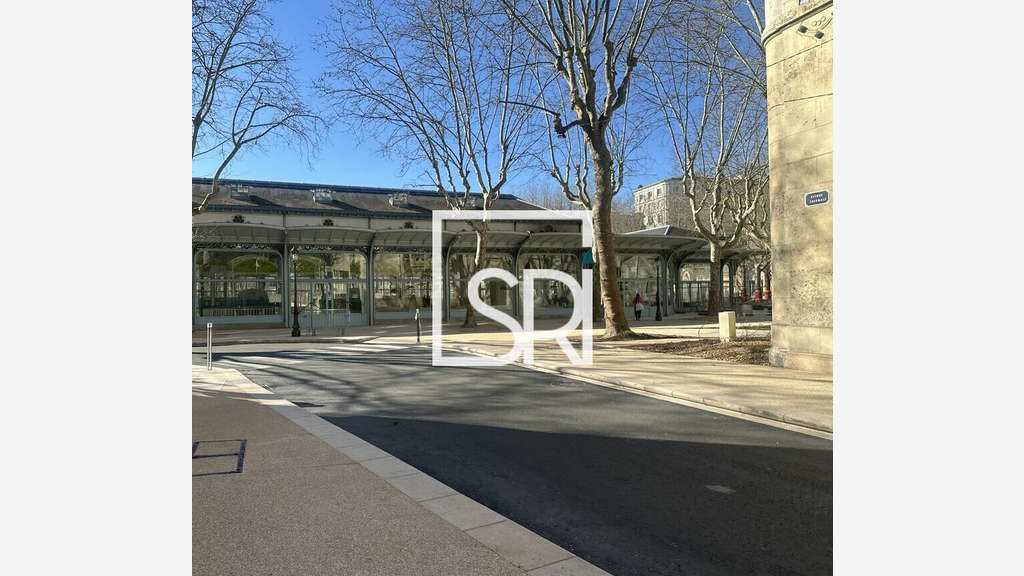 Local commercial 100m² à louer à Vichy