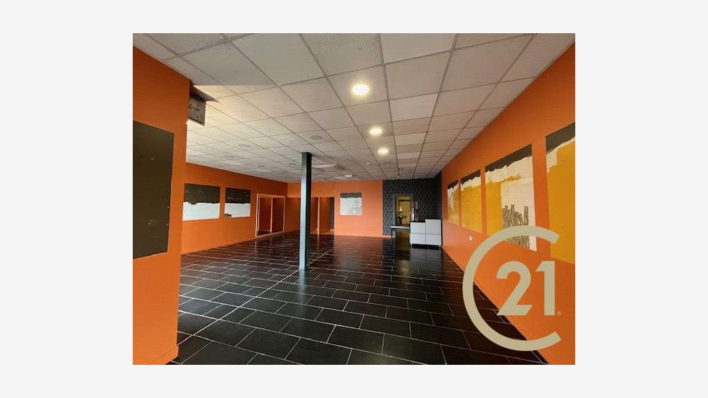 A louer local commercial de 120m² à Lisle-sur-Tarn