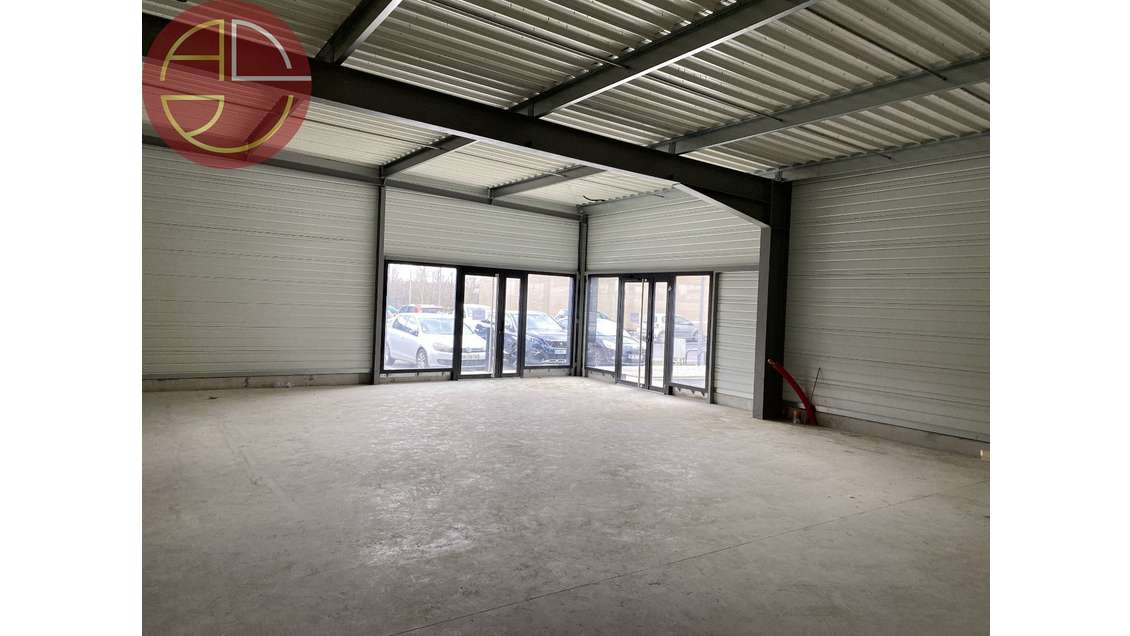 A louer local commercial 145m² à Toulouse Thibaud