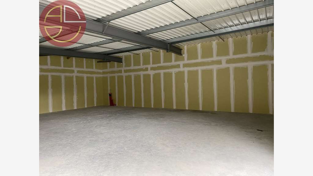 A louer local commercial 145m² à Toulouse Thibaud