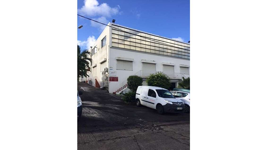 Local commercial restaurant 156m² à louer à Ducos