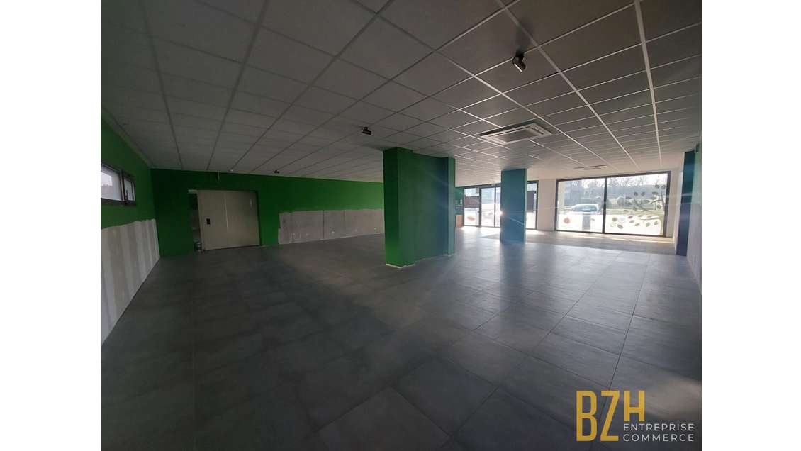A louer local commercial de 174m² à Lorient