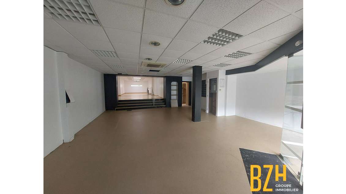 Local commercial de 186m² à louer proche Lorient