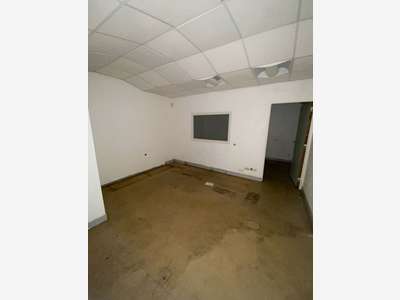 A louer local commercial de 25m² Le Robert