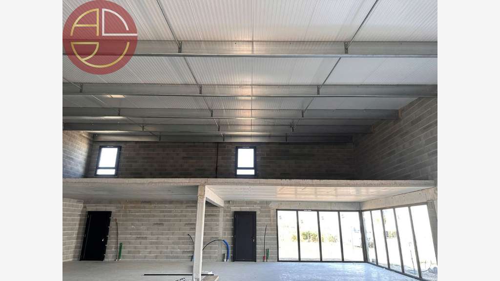 Loue local commercial 280m² à Plaisance-du-Touch