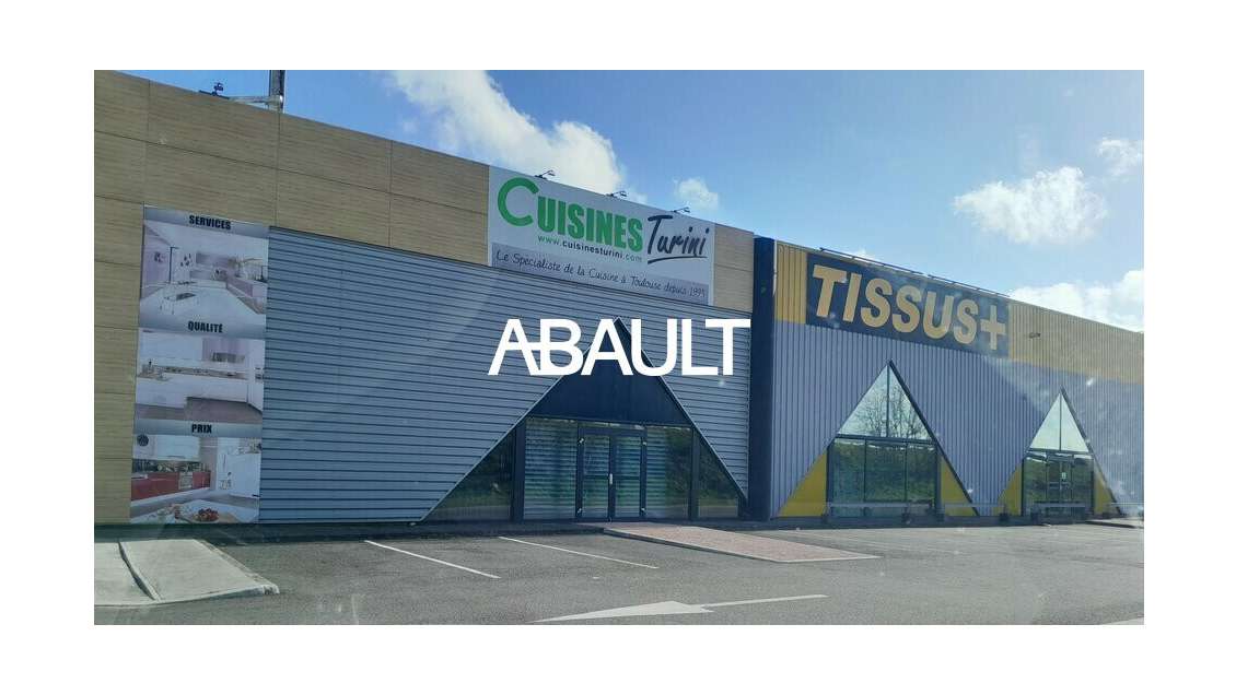 Local commerce 450m² à louer à Portet-sur-Garonne