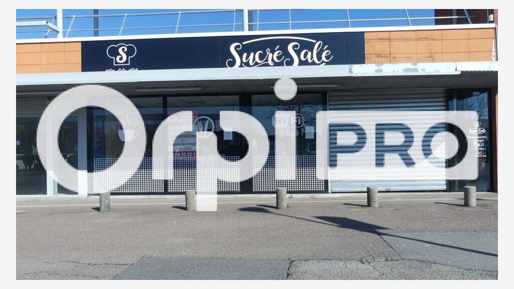 Local commercial 137m² RDC PMR à louer à Nevers