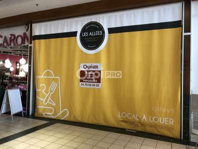 A louer local commercial 63m² + parking à Domerat