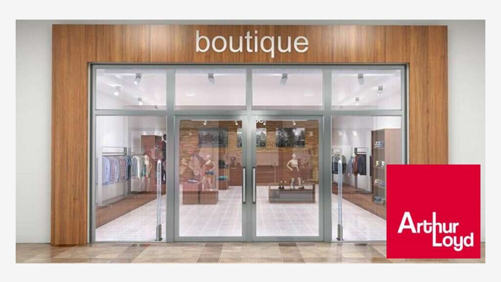 Local 20m² avec grande vitrine à louer à Bayonne
