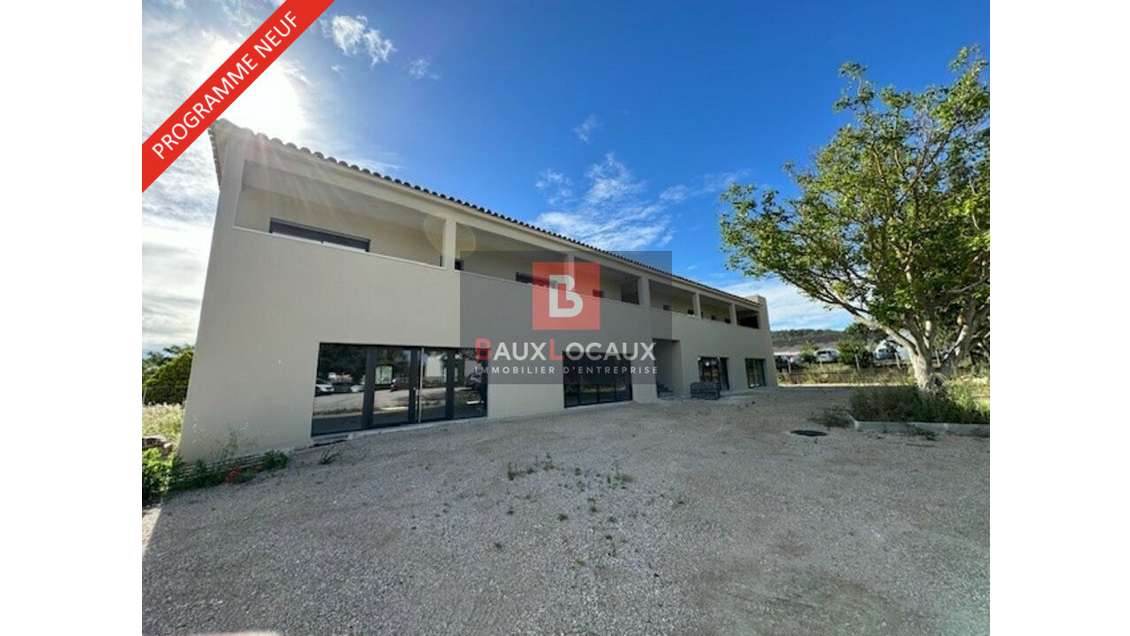 A louer local 86m² axe très passant à Cavaillon