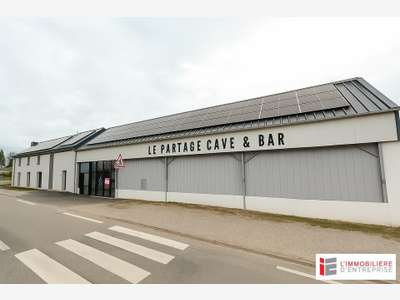 A louer local commercial de 85m² à Pont-Péan