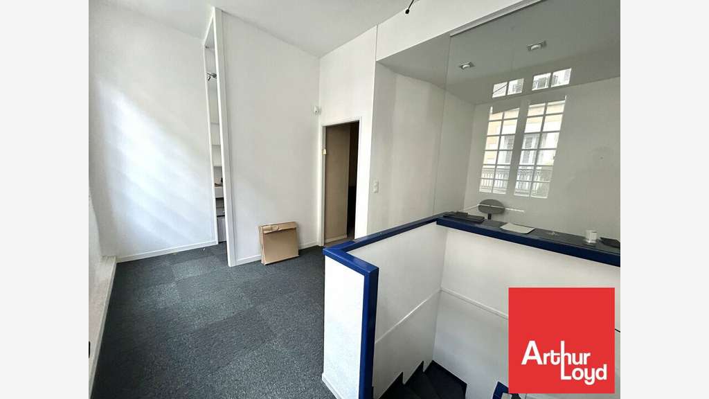 A louer local 174m² rue piétonne n°1 à Poitiers