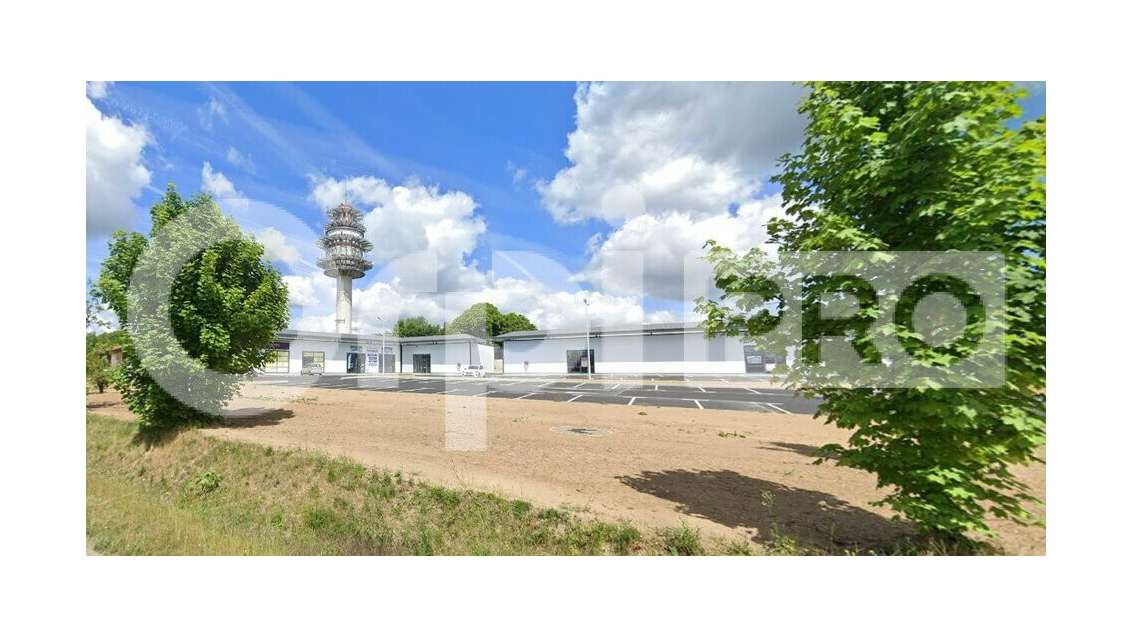 A louer local 372m² divisible à Boisseuil