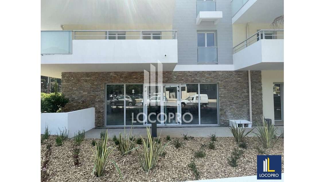 A louer local commercial neuf de 89m² le Cannet