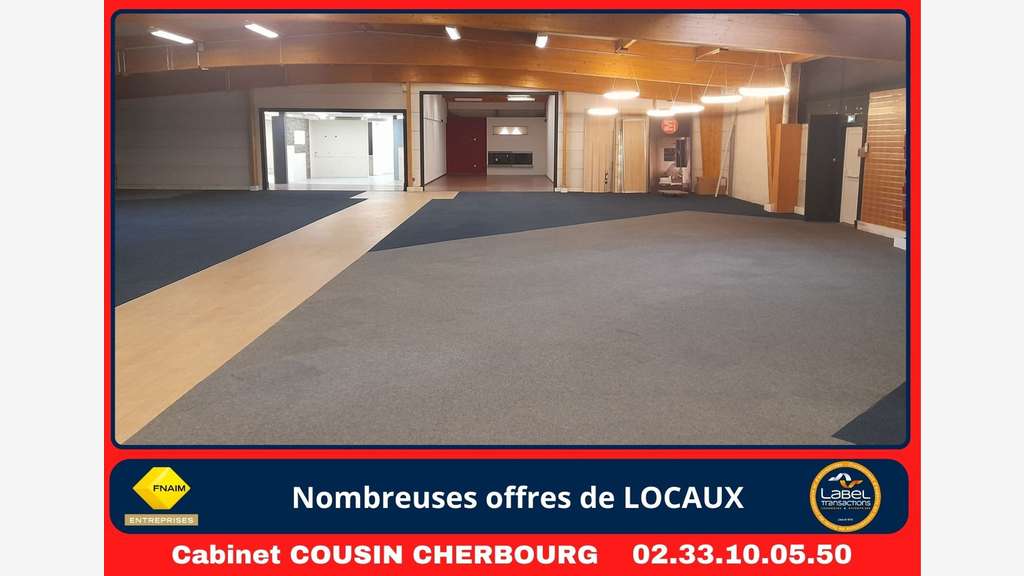 A louer local commercial de 950m² Portbail centre