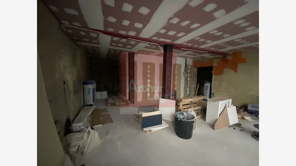 A louer local commercial 45.62m² rue animée Agen