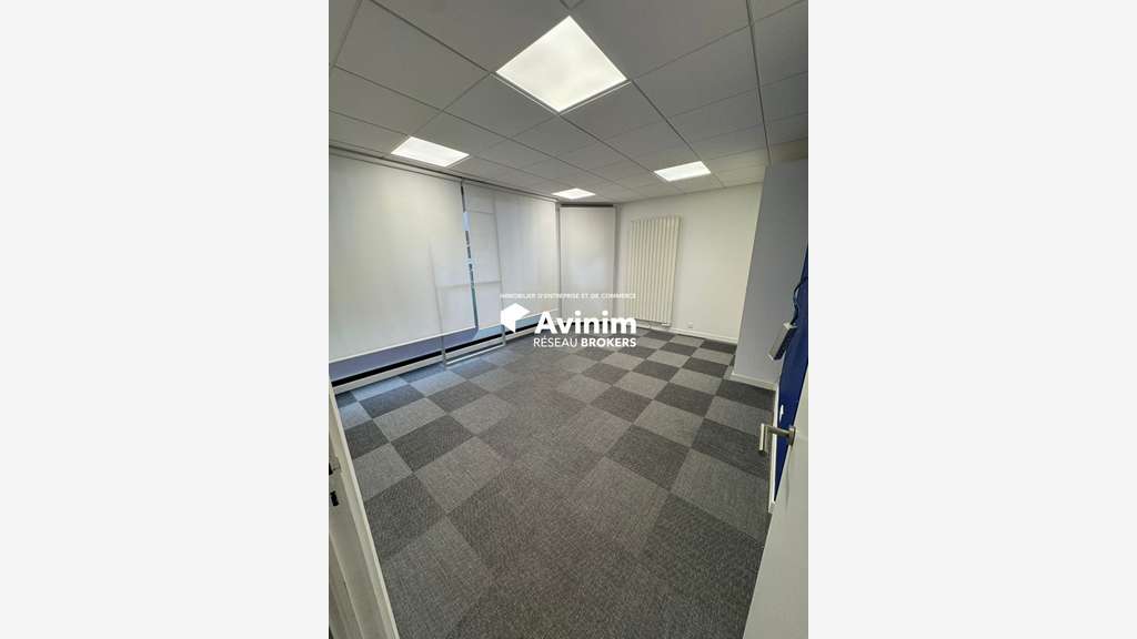 Local 220m² bon état à louer au Perreux-sur-Marne