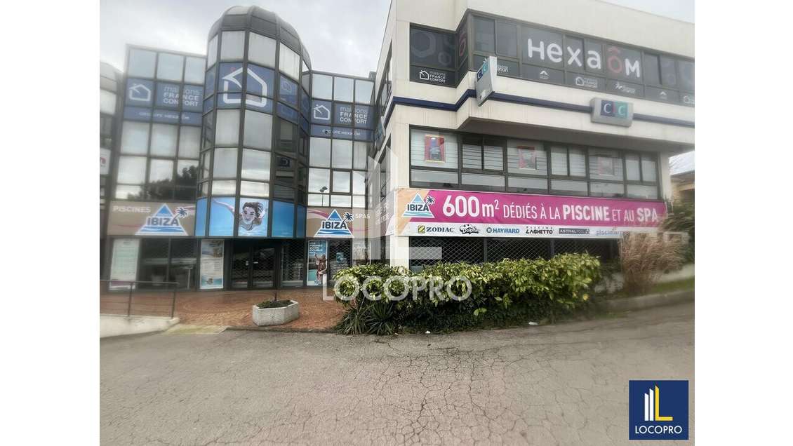 Exceptionnel local 550m² empl N°1 ZAC Antibes