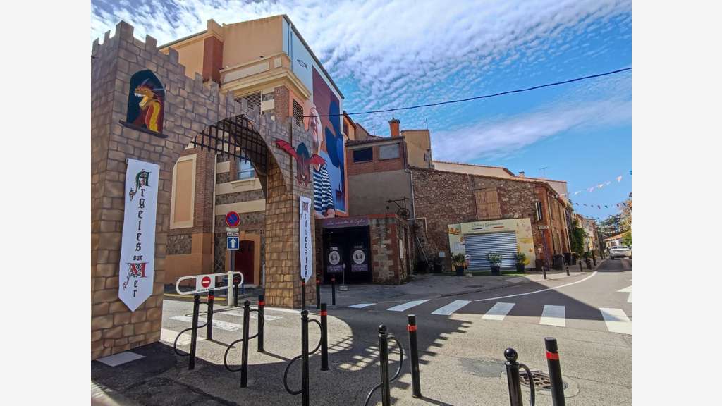 Local 46m² à louer empl N°1 à Argelès-sur-Mer