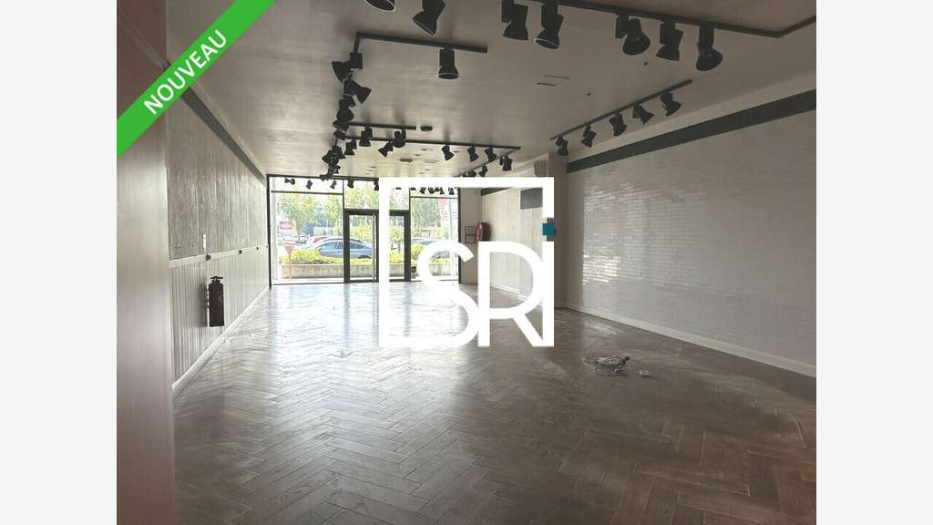 Location local commercial 149m² à Aubière KM lancé