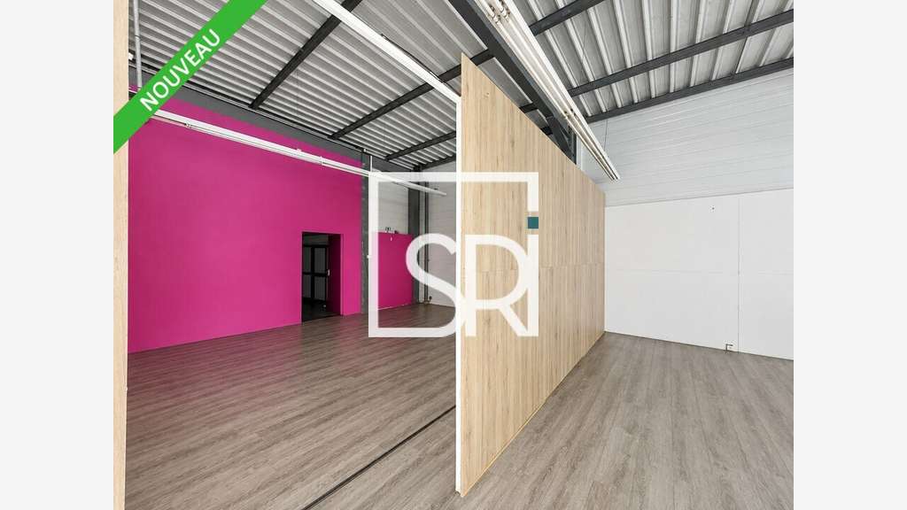 Local commercial 330m² à louer Aubière Km Lancé