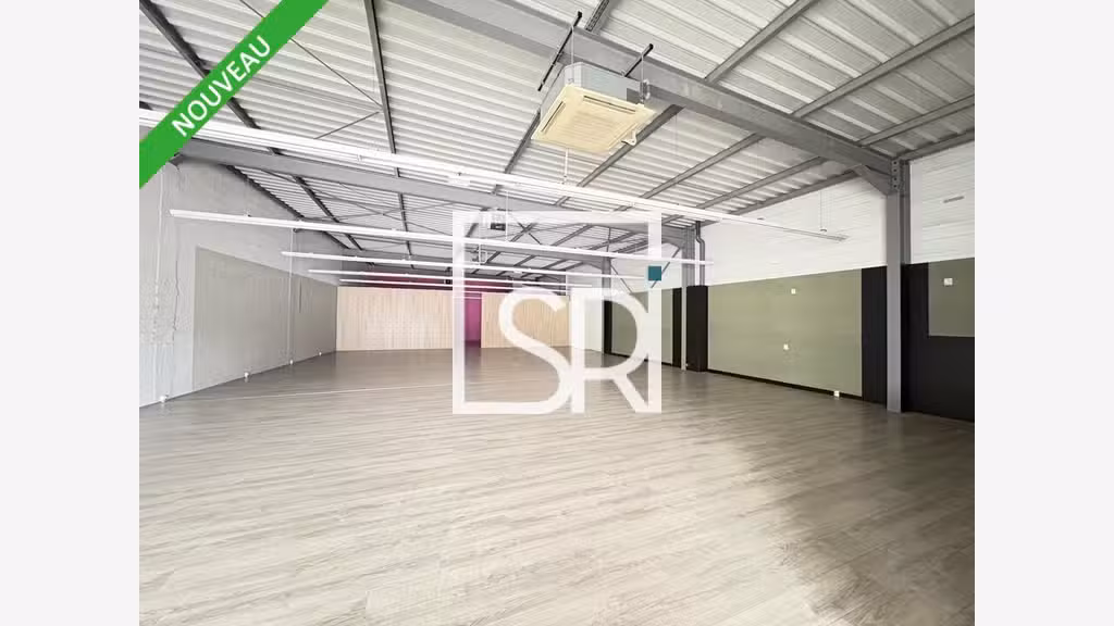 Local commercial 330m² à louer Aubière Km Lancé