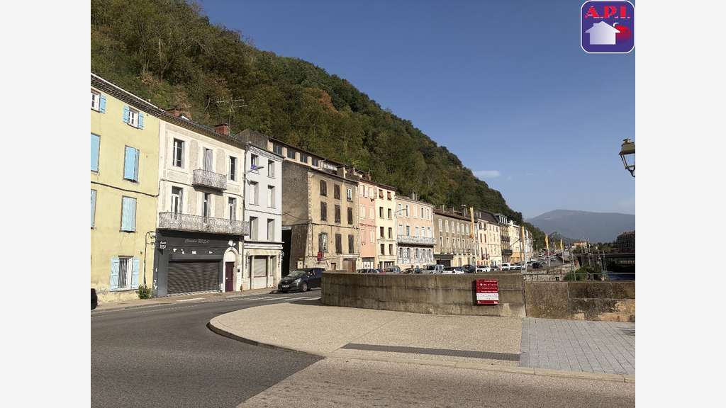 A louer local commercial 35m² à Foix
