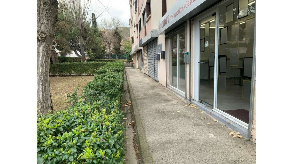 Local 29m² à louer 13011 Marseille Bld St Marcel