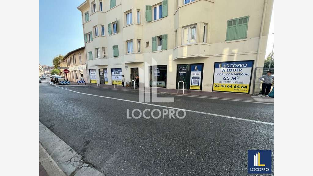 A louer local 65m² à Cannes Av Michel Jourdan