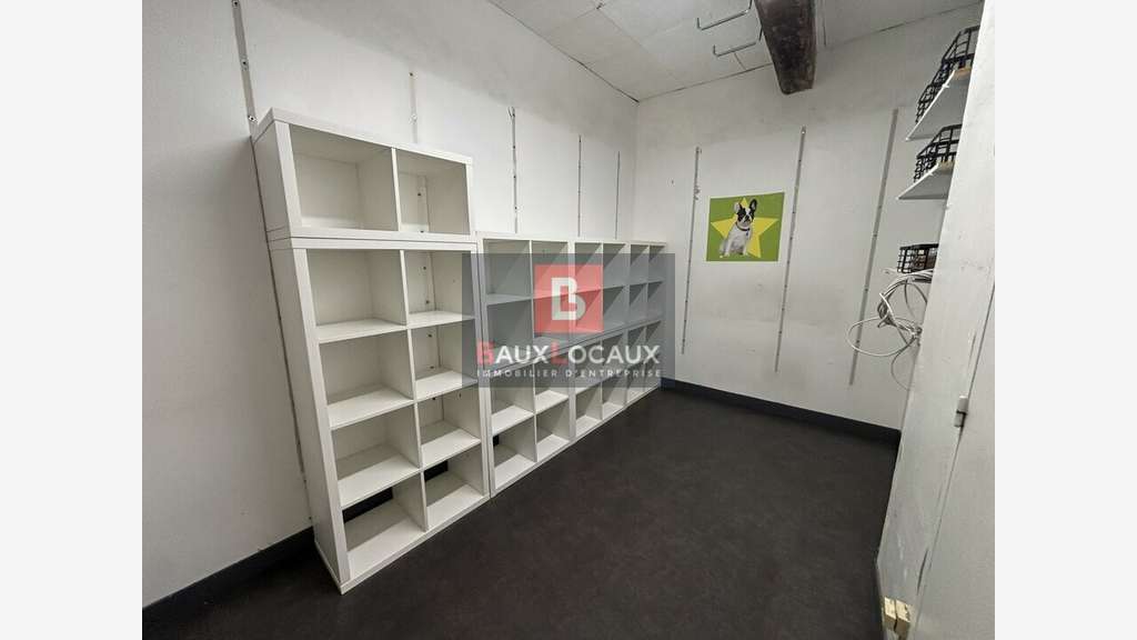 Local commercial 130m² à louer Avignon intra-muros