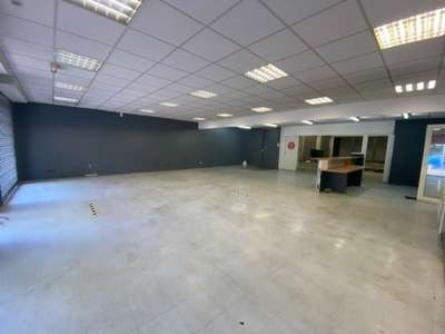 Location local 600m² à Toulouse Barrière de Paris