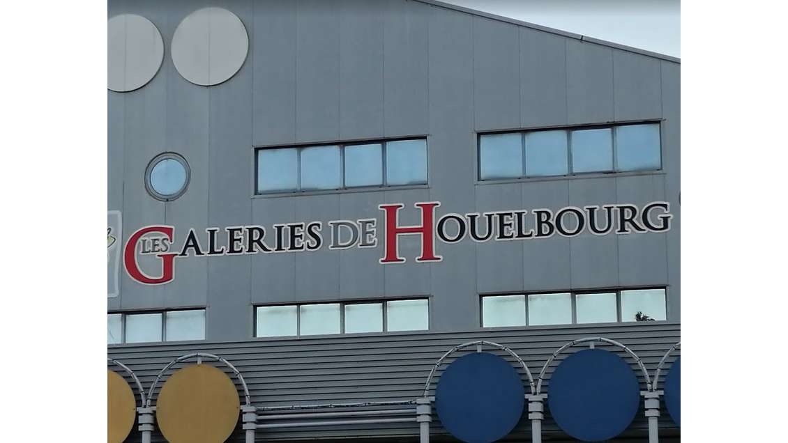 A louer local refait à neuf 130m² à Baie-Mahault