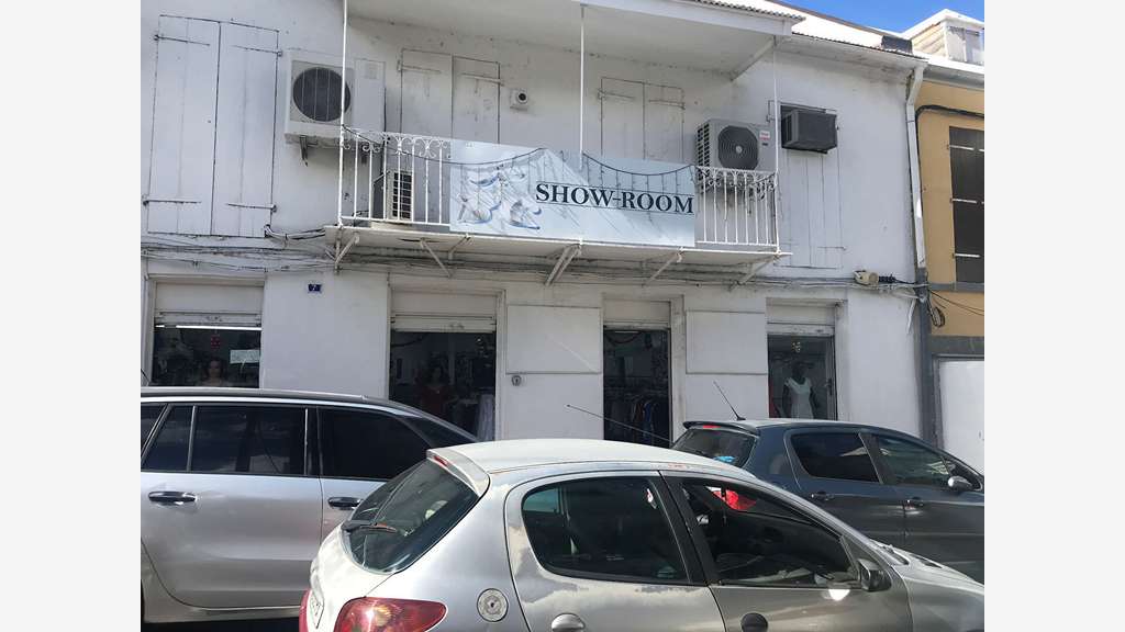 A louer local commercial de 90m² à Basse Terre