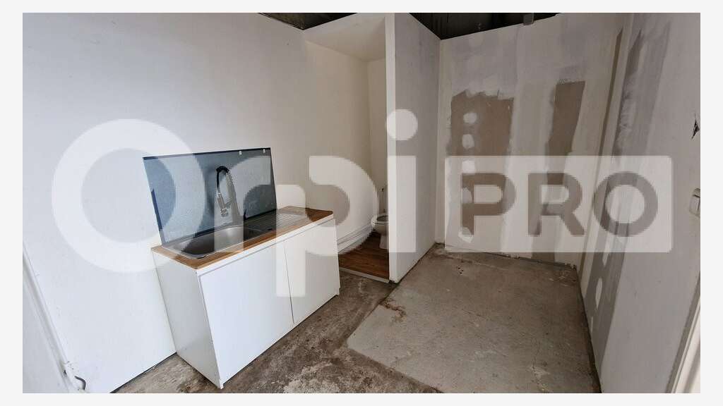 Local commercial 85m² à louer à Bègles