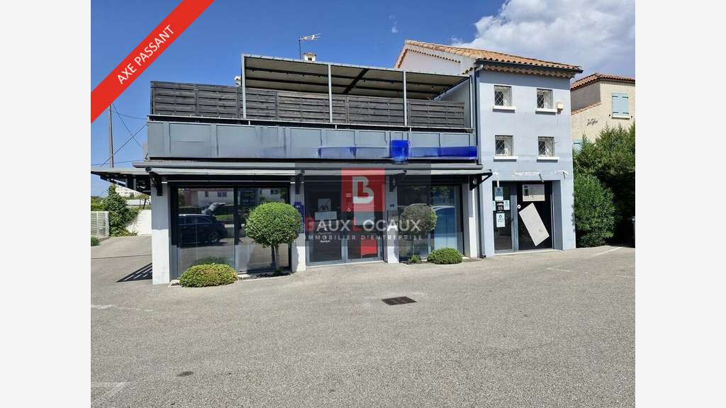 Local 25m² à louer axe très passant Marignane