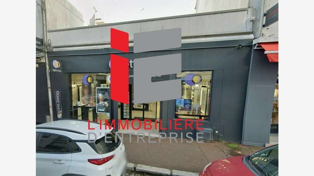 Local commercial 150m² à louer à Lorient 