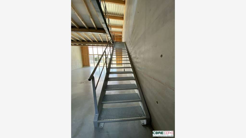 Location local 95m² à Benesse Maremne