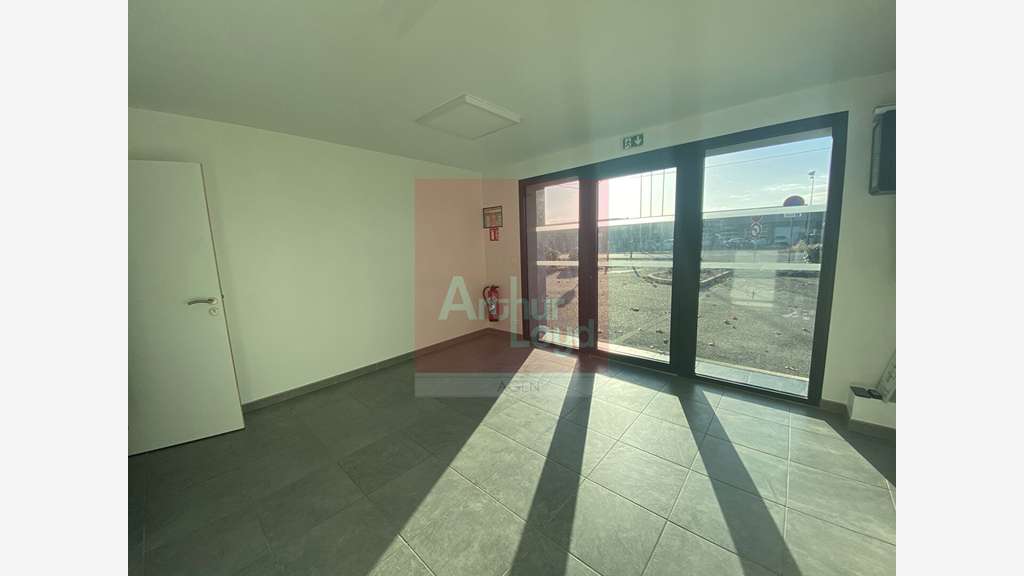 A louer local commercial 47.18m² à Boé