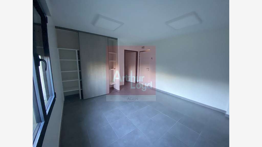 A louer local commercial 47.18m² à Boé