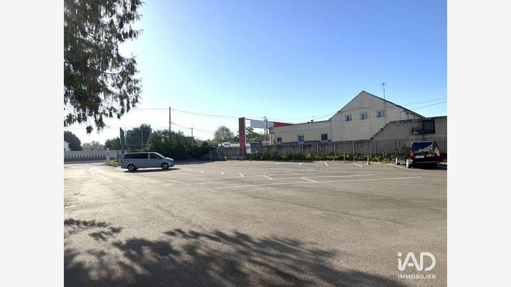 A louer local 185m² à Boissy-sous-Saint-Yon