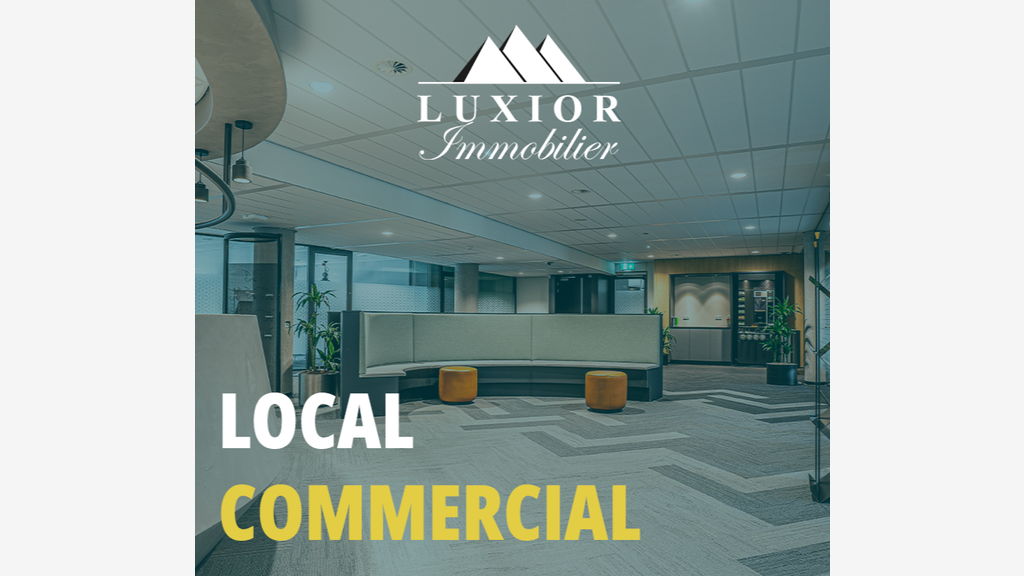 A louer local commercial 130m² à Saint-Pabu centre