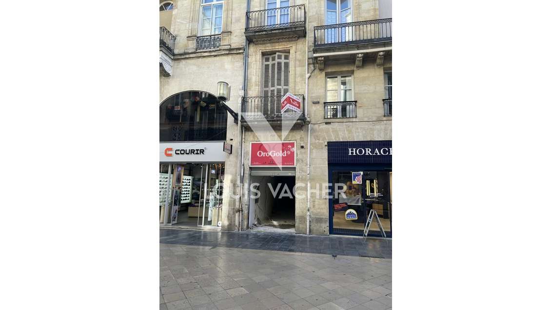 A louer local 140m² à Bordeaux Sainte-Catherine