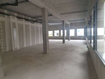 Local 150m² à louer sur axe passant à Bordeaux
