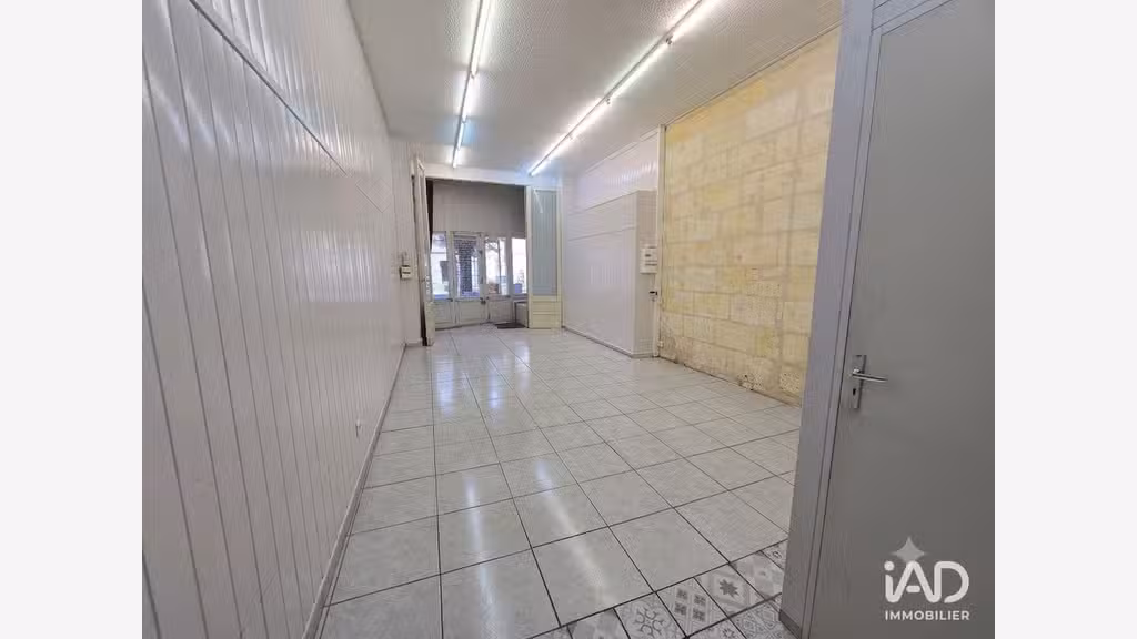 A louer local 37m² rue passante à Bordeaux centre 