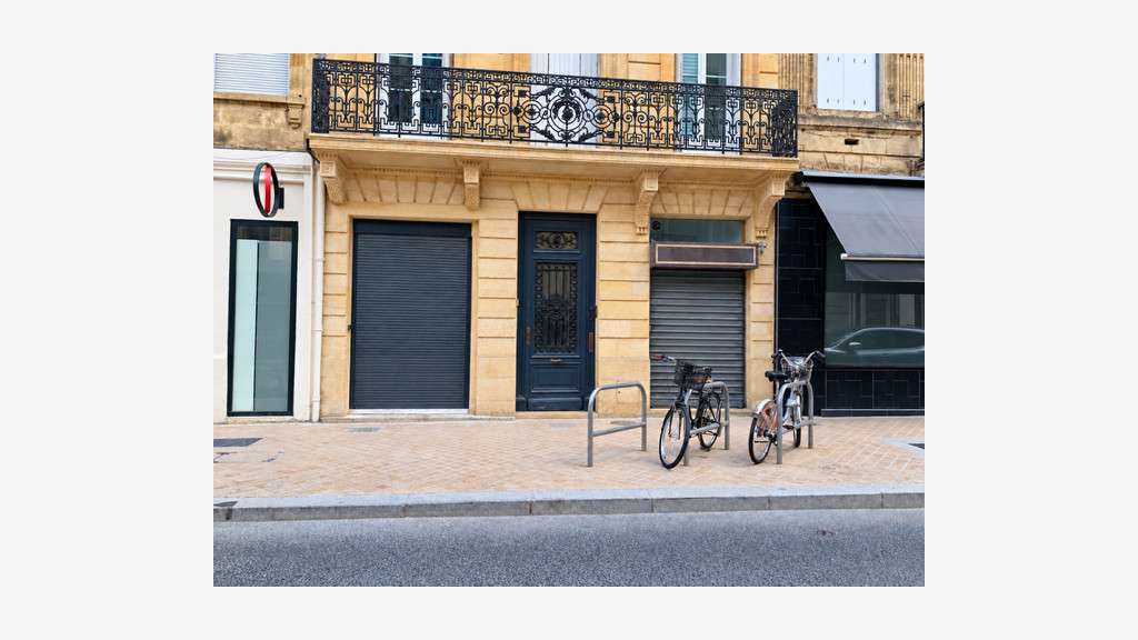 A louer local commercial 30m² Bordeaux Fondaudège 