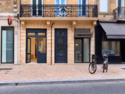 A louer local commercial 30m² Bordeaux Fondaudège 