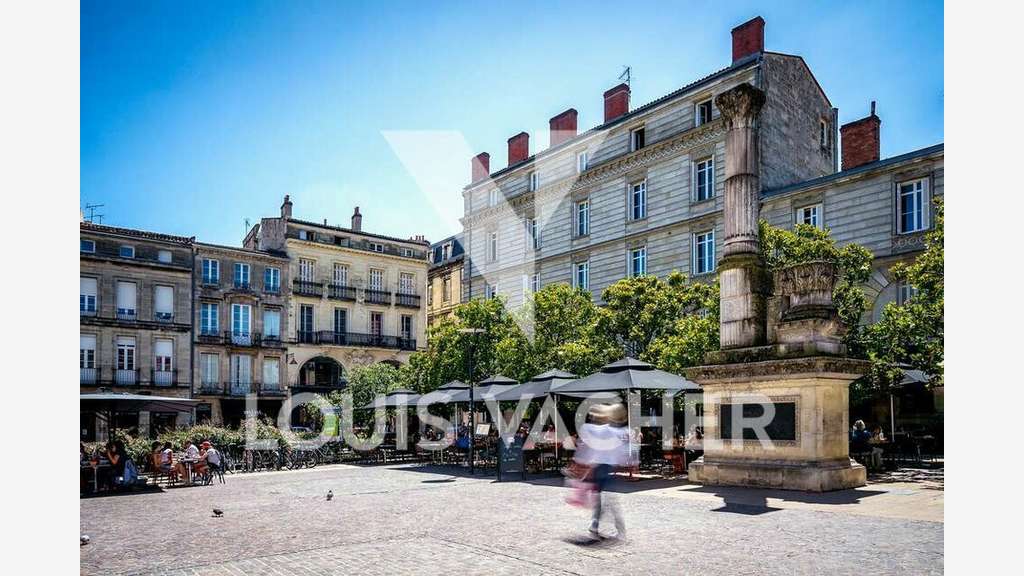 Local commercial à louer à Bordeaux Pas-St-Georges