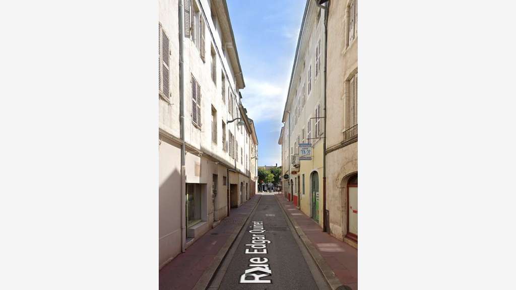 A louer local commercial 80m² à Bourg en Bresse