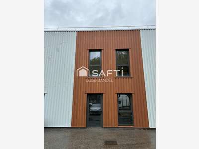 Local récent 210m² à louer à Bourg-en-Bresse